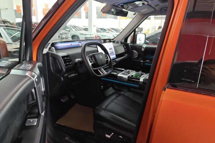 EdwinAmoako4's tweet photo. 2025 Jetour G700
6-Seater 
Plugged in Hybrid (PETROL AND ELECTRIC) 
Smart Edition 
Adjustable Suspension 
Rear independent AC
360 camera 
Fully digital instrument cluster 
Ambient lighting 
Cost and shipping to Tema(CIF): 
635,000 cedis https://t.co/HTdRW5C1xN