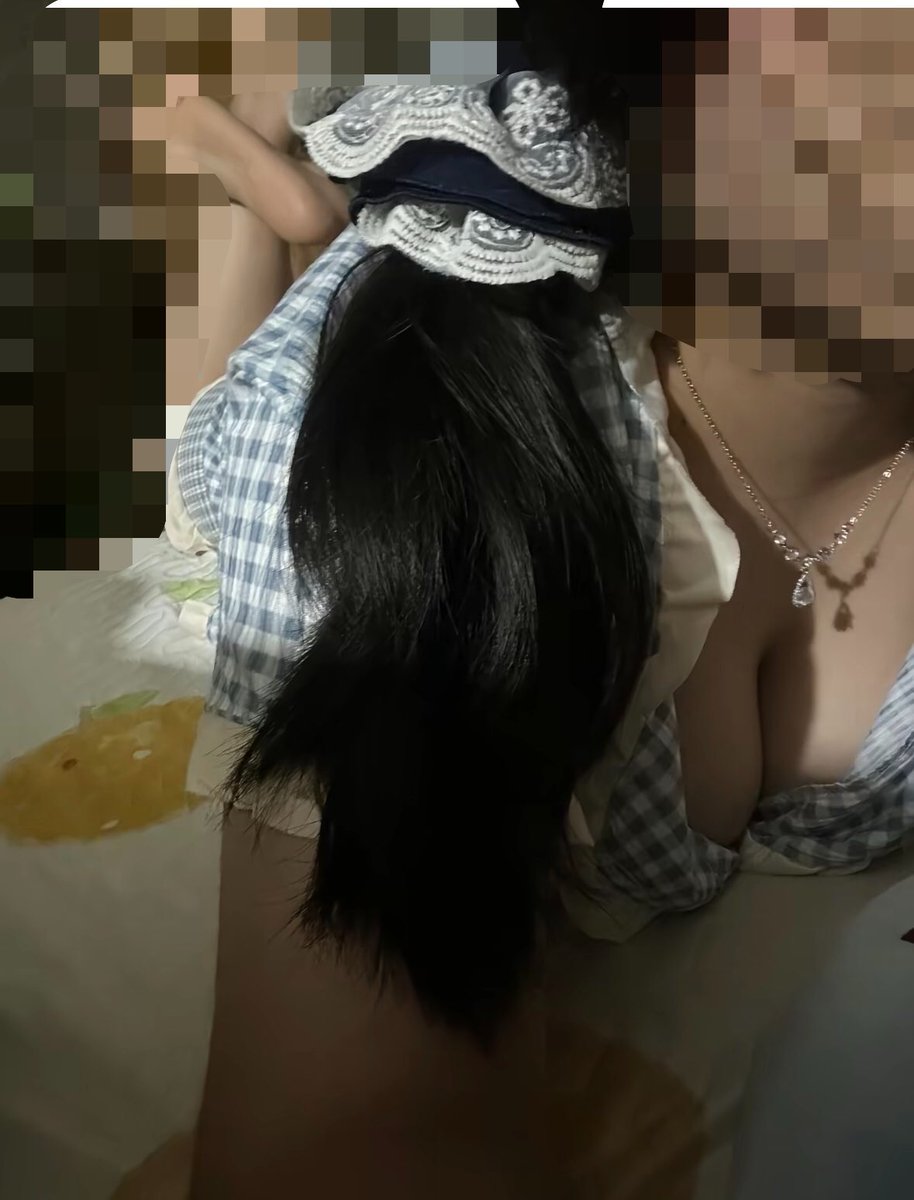 u4ivud's tweet photo. 好想有个男生一头埋进我的胸里ฅ՞•ﻌ•՞ฅ
#大奶 #女高 https://t.co/r52IzcHf6T