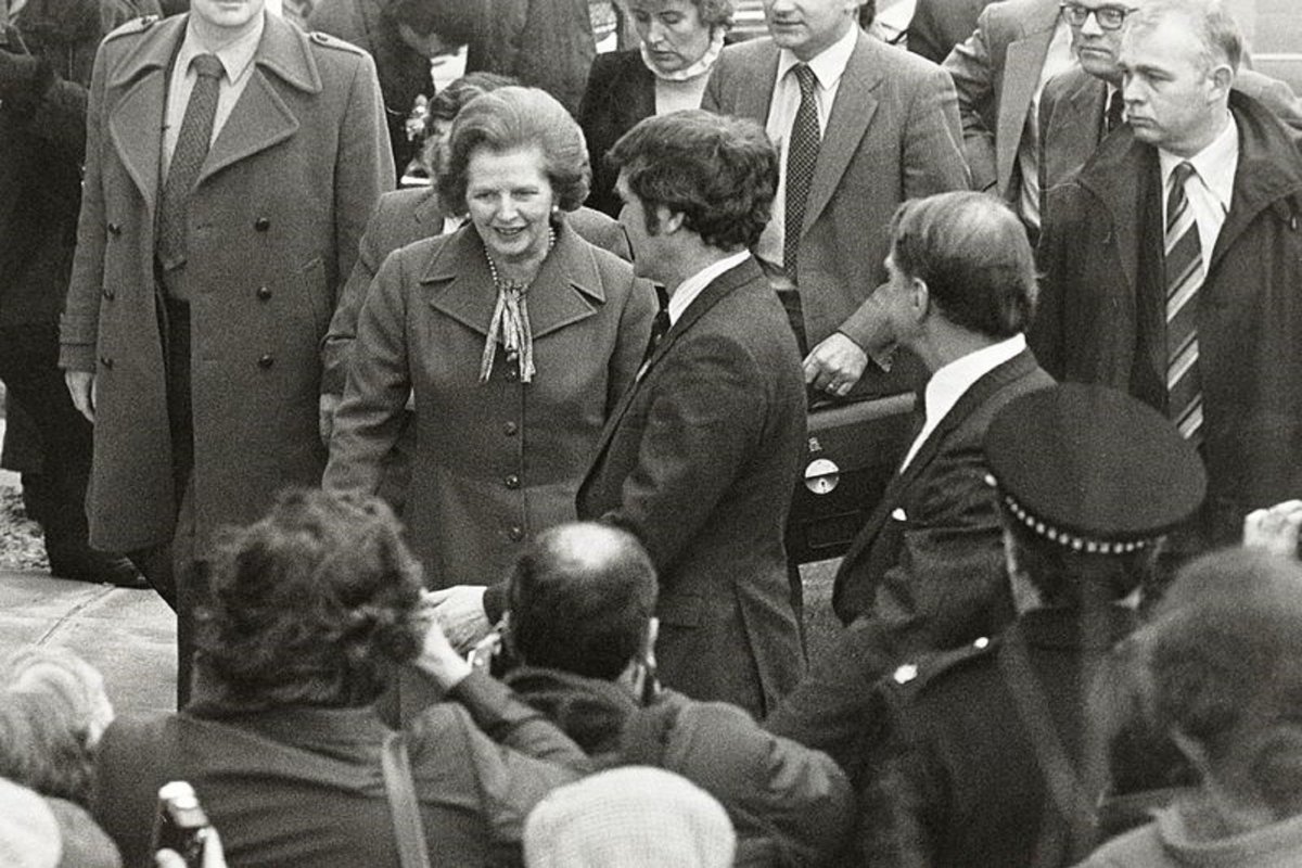 Handre's tweet photo. Margaret Thatcher pulled Friedrich Hayek's The Constitution of Liberty from her bag and slammed it on a table during a 1975 Conservative Party meeting, said "This is what we believe," and left the book open. Ideas govern policy, and bad ideas govern badly.

Thatcher read Hayek seriously. The Road to Serfdom, published in 1944, traced the mechanism by which central planning concentrates power until individual liberty becomes administratively inconvenient. She absorbed his core argument: that no central authority possesses sufficient information to allocate resources across millions of actors, each holding local knowledge no planner ever sees. Prices do that work. Prices encode what planners cannot know.

Britain in the 1970s gave her a living case study. Inflation reached 24% in 1975. Unions held effective veto power over production decisions. The state owned steel, coal, telecoms, and airlines, running most of them at chronic losses. Hayek had explained the mechanism: remove the profit-and-loss signal and you remove the only mechanism that tells producers whether they are creating or destroying value.

Her reforms privatized over 30 state enterprises between 1979 and 1990. She broke union monopoly power via the Employment Acts of 1980 and 1982. Top income tax rates fell from 83% to 40%. The British economy was saved.

These results weren't magic, and Thatcher herself never fully embraced sound money discipline (the money supply expanded sharply in the late 1980s, producing exactly the boom-bust Hayek warned about). Reading Hayek matters little if you selectively apply him.