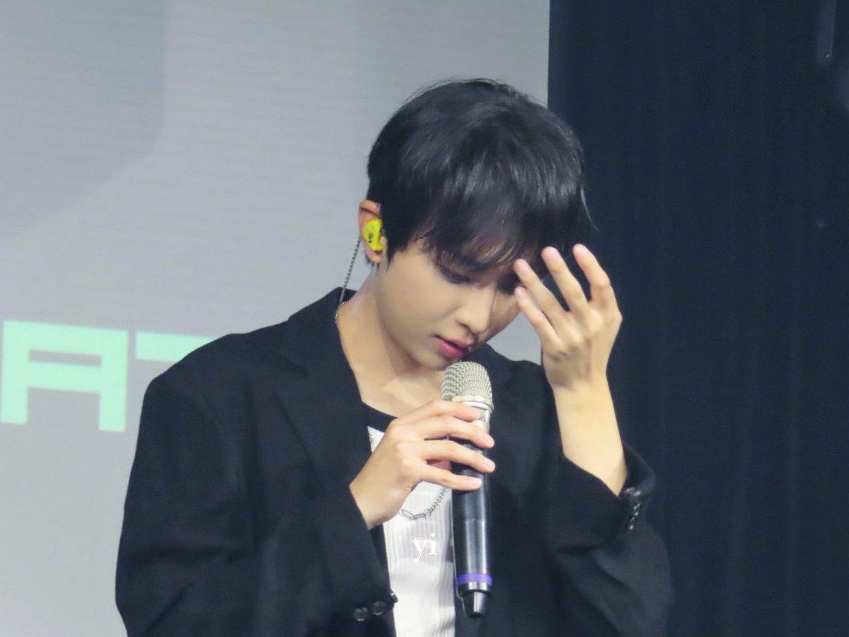 __liao_yi's tweet photo. 260906 KIM SIHUN ASIA TOUR [INTO DIZZY STATE] IN TAIPEI

𑣲₍ ᐢ. .ᐢ₎

@sihun_official 
#김시훈 #KIMSIHUN #金施勲 #キムシフン https://t.co/23xz9miezz