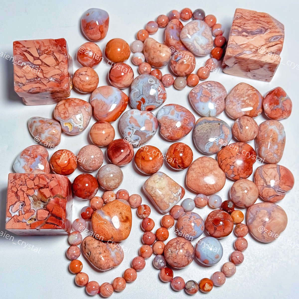 zaiencrystal's tweet photo. Red &amp; blush crystal collection. Nature’s art. #redagate #crystalshop #naturalcrystals https://t.co/03aTQ8Y9ji