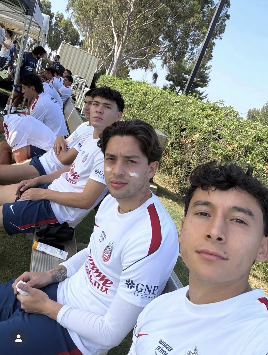 Xyn0us's tweet photo. #diordan 

No se si alguien aún espera estos extras pero ya por fin los empecé a escribir. Así que aquí se los dejo y pues me dicen si aún hay alguien leyéndolos. 

https://t.co/hBhJXd3wUf https://t.co/UPtsVzsnC0