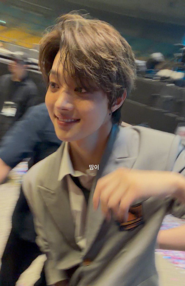 alienxfromearth's tweet photo. 어흑 https://t.co/ULh6UTuWgc