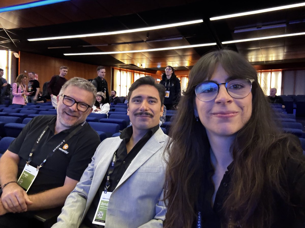 excentia's tweet photo. ¡Ya estamos en Ámsterdam para el @Atlassian Team ’26 Europe!

El equipo de excentia arranca el primer día con Partner Accelerate.

Hugo, John y Belén nos irán contando las novedades. ¡Atentos!

#AtlassianTeam26 https://t.co/8ARCHBL7TG