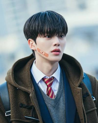 lavsrubys's tweet photo. geum seongje was a bully himself but one day he saw kang pio playing piano in one of the parks and he became obsessed he saw pio getting bulied at his school and he protected him, pio's play was like a warm hug surrounding him he hated it but craved for more he craved kang pio . https://t.co/HUAOcPMgtL
