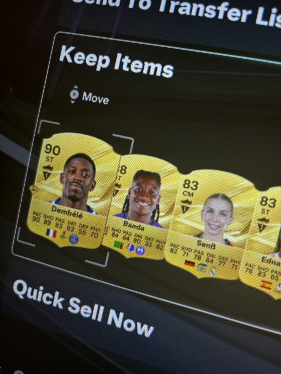 i_9bi7's tweet photo. @FUT_Z5 كام ديمبلي ولا كيكا؟🤔 https://t.co/14TB4VYpaK