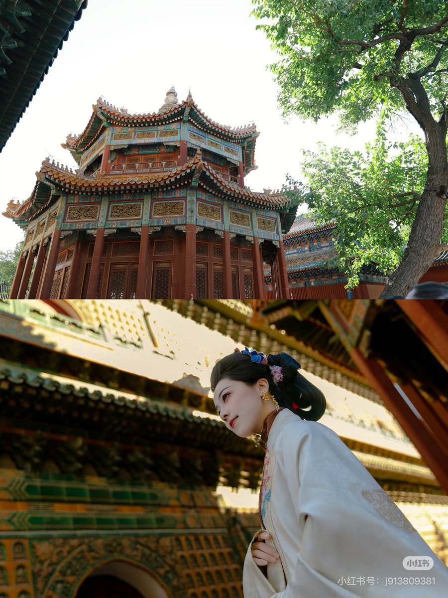 AmazingHanfu's tweet photo. Hanfu Check in | Beijing, a splash of color returns. After 70+ years away, Liuli Pavilion in Beihai Park is open again! This Qing dynasty gem brings its colorful glazed tiles back to Beijing city walks. Would you stop by? (via.guofengxiaojinyu) 
HanfuOOTD
Ming dynasty style Hanfu https://t.co/KR1tQ71IrJ