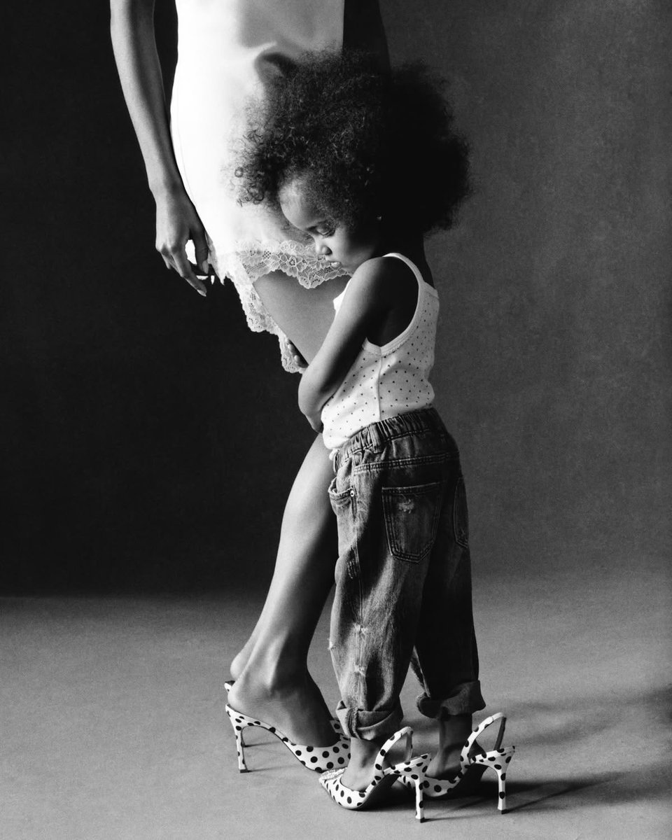 Eveboards's tweet photo. Oh to have a mini me https://t.co/P8wFKREAcg
