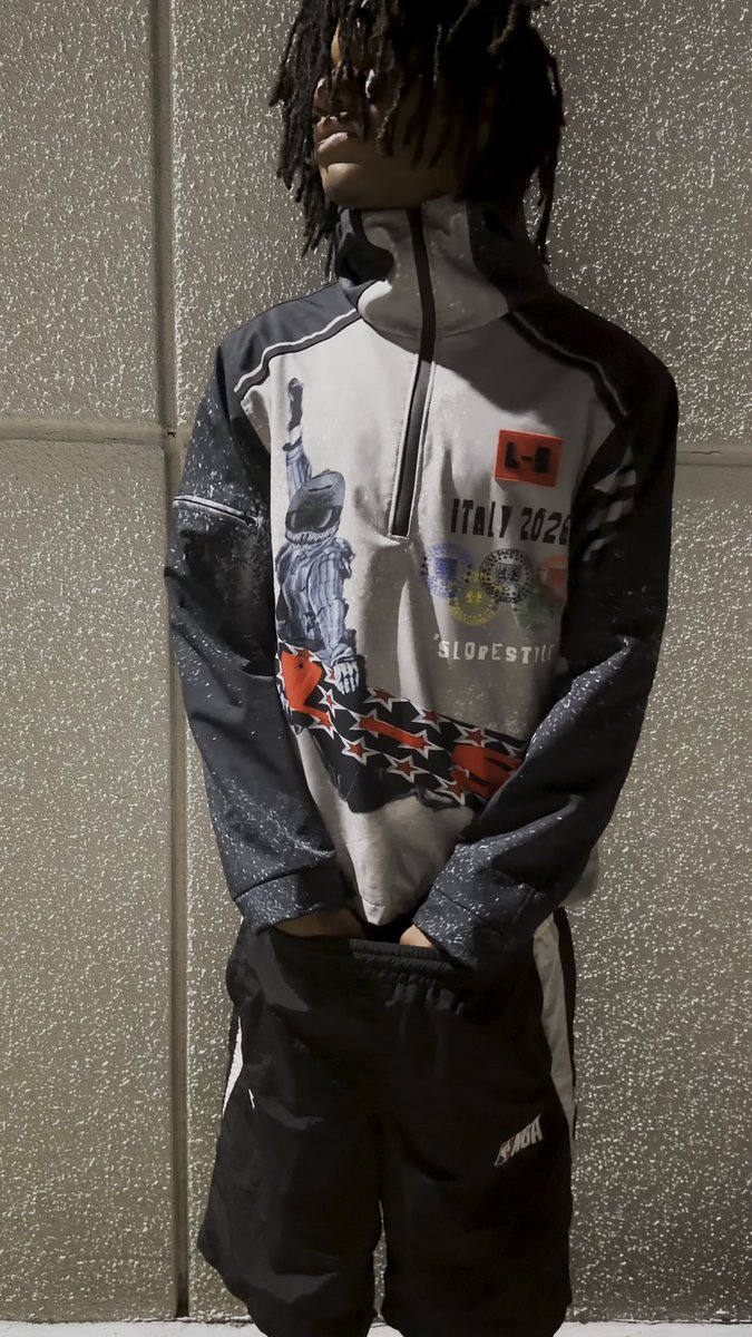 lohsachy's tweet photo. V2 Milano-cortina Slopestyle windbreaker https://t.co/8MtuMufffj
