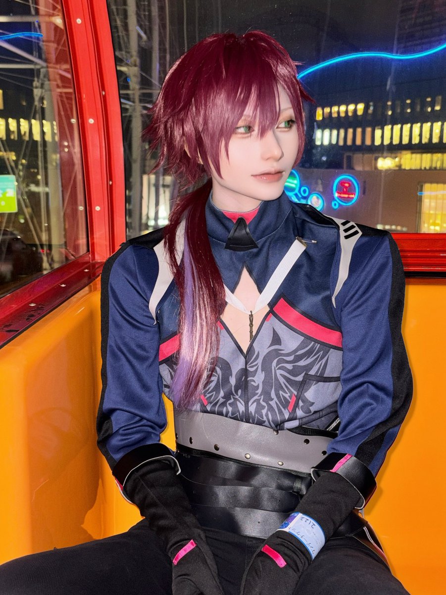 ryo_ka_cos125's tweet photo. cos 観覧車1周ずっとマイク離さない隣を真顔でガン見する□レ https://t.co/exz3FrPI3g