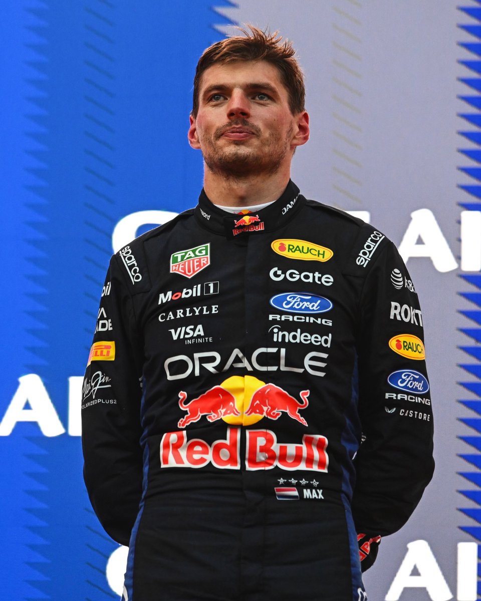 redbullracing's tweet photo. 🦁

#F1 || #BahrainGP https://t.co/bAArmhyla3