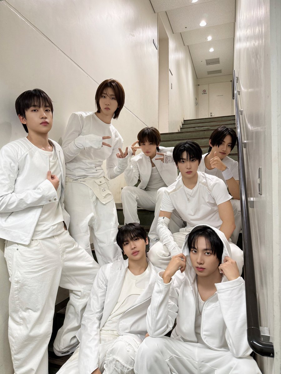 IDID_starship's tweet photo. [📸]
261005 SBS #인기가요 LIVE in TOKYO

#IDID #아이딧
#IDID_IT https://t.co/1VPdEGssS6