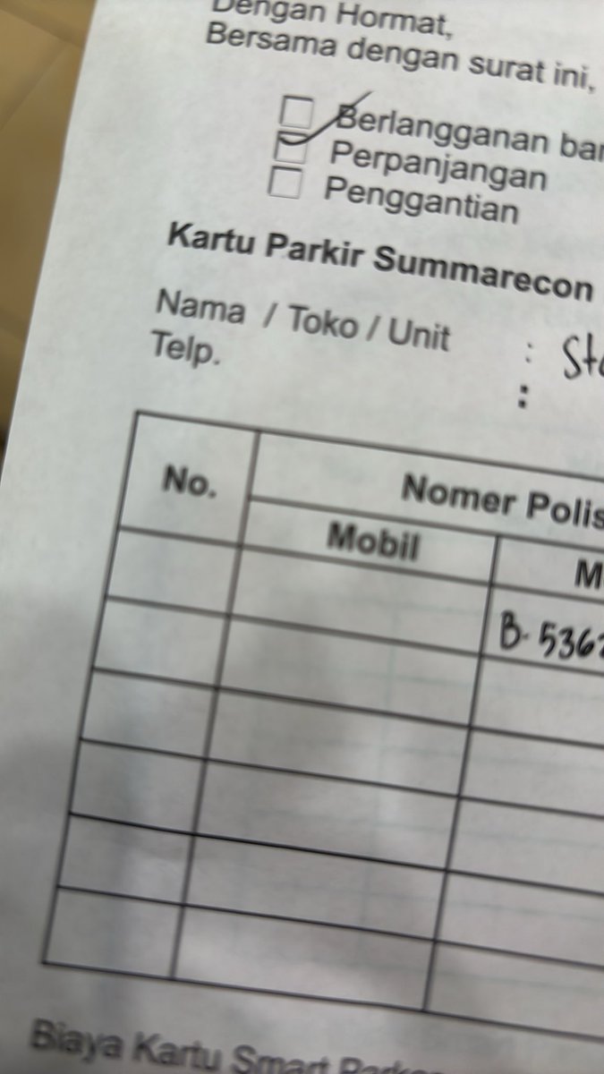 nihacca's tweet photo. Lagi perpanjag member parkir di salah satu mall,malah jadi bertanya tanya ini karyawan management baru pada balik break jam segini,berarti breaknya jam brp jirrr?sedangkan layanan aja ikut office hour??bertanya dengan nada bingung… https://t.co/o5srkkEnsR