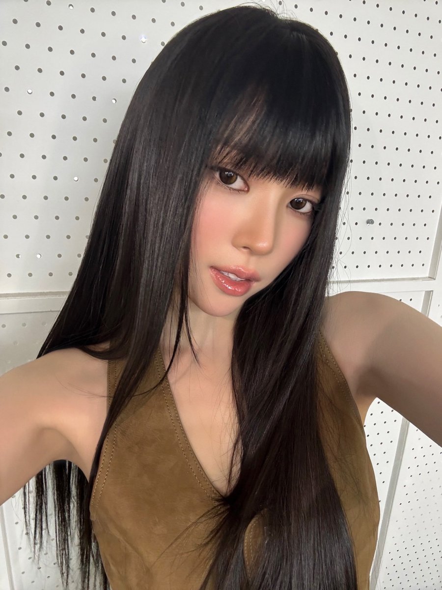 narinyaong's tweet photo. Leftovers from my modeling side quest https://t.co/N2XcH5fN01