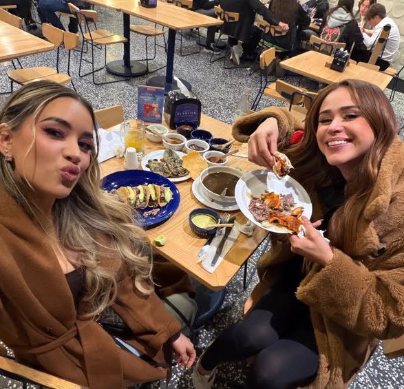_AleDiaz02's tweet photo. Brianda  tiene a Yanet 💖
Masad tiene a Yahir ✨
Cada uno con su Y https://t.co/1lm8zUxIQQ
