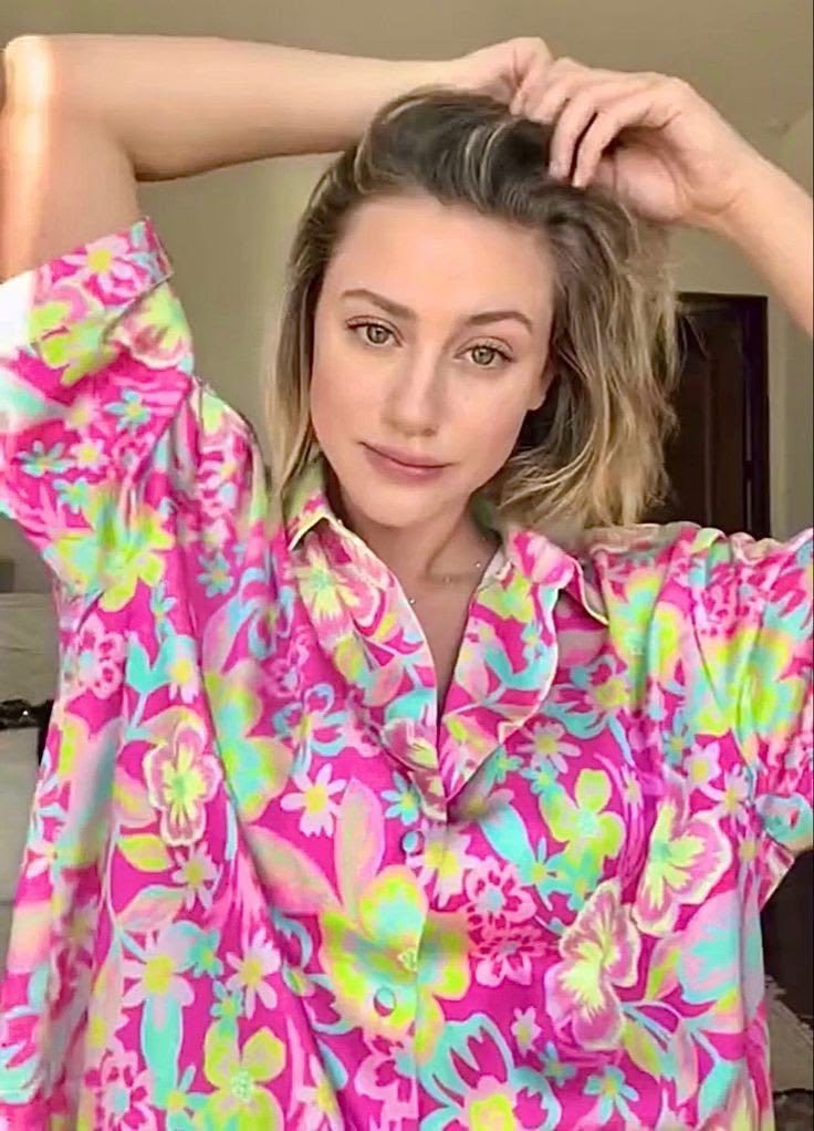 VictoriaJasny4's tweet photo. I don’t know why people don’t love me 
I think am not pretty enough https://t.co/oNizjLMhZS