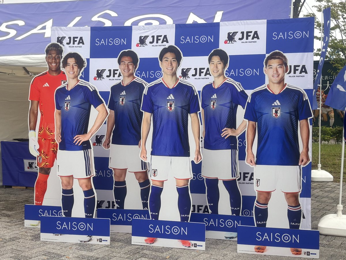 livt_k's tweet photo. がんばれー✨

#勝利のハチマキ
#サッカー日本代表 https://t.co/19WHap6svI
