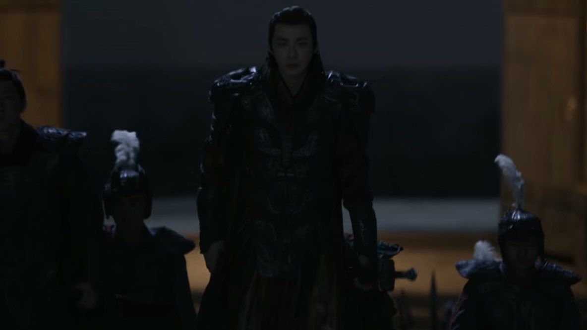 LiuYuningWorld's tweet photo. ⚠️ Mild scene spoiler for Eternal Brotherhood
Liu Yuning is the “Grim Reaper” of Eternal Brotherhood. That face is deadly. Literally!🔥
At first, I hated that they made this scene so dark. I could barely see his deadly handsome face! But then I realized… that was the whole point https://t.co/SChmdsfbRH