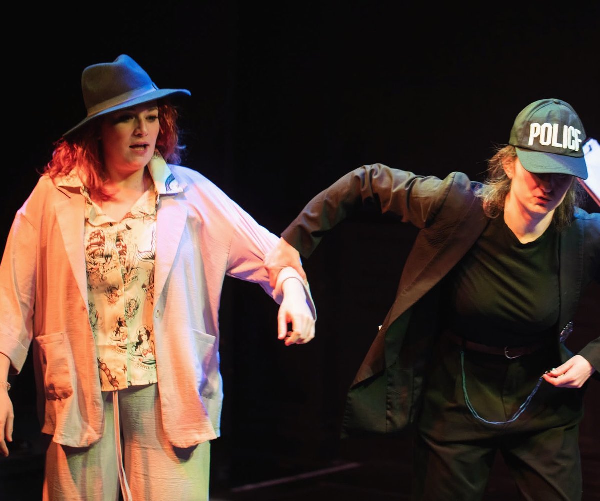 shakescenery's tweet photo. Happy Monday!
Caption this moment for us…
#Shakespeare from #cuesonly
#Shakespeare2026
#foryoupage #viral
Buy us a Ko-fi! https://t.co/MEj7IUmfQ3
#LoveAKofi #ShakeTheLove https://t.co/Ma5EdWpxoJ