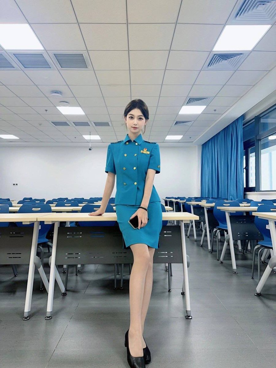 sa77mi_s's tweet photo. 新人刚玩X~

想发点照片  有人锐评空姐福照吗

直接给不墨迹  没有🚪 https://t.co/GgMydArenl