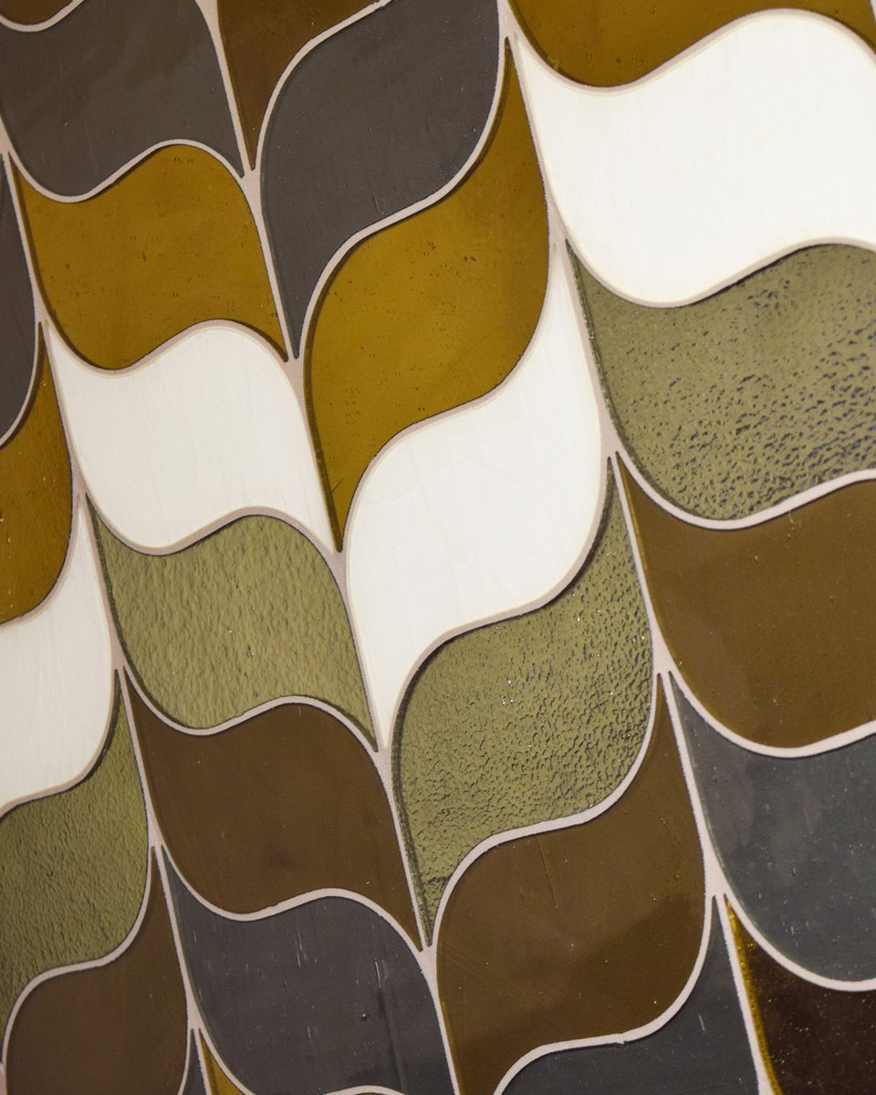 TrendGroup's tweet photo. Infinite is a glass mosaic collection that celebrates the fluidity of design through curved Karma tesserae, hand-arranged and precision-cut with waterjet technology.
Discover the collection on our website and in one of one proposals.
Leaves 2 | Infinite Collection https://t.co/hBmMh6Tm9i
