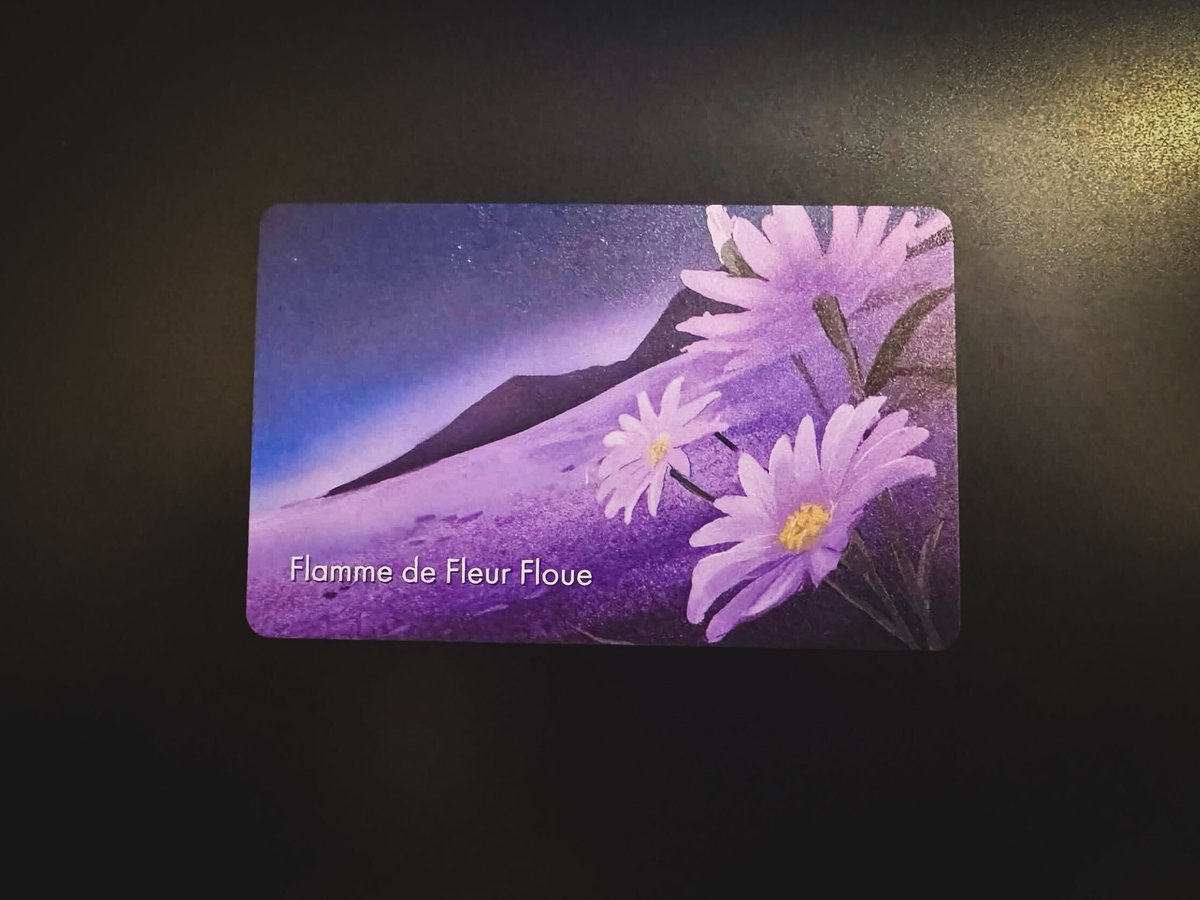 ArcaIris_'s tweet photo. 📢 新譜制作進捗

#M3秋2026 新譜
『Flamme de Fleur Floue』
Concaカードが一足先に仕上がりました✨
サンプルを少しだけお披露目…！

実物になると、いよいよ完成が近づいてきた感じがします💿
ジャケット＆ブックレットの仕上がりもお楽しみに！

■日程：2026.10.25(日)
■会場：東京流通センター
■スペース：第一展示場【E-05α】

#秋M3 #M3