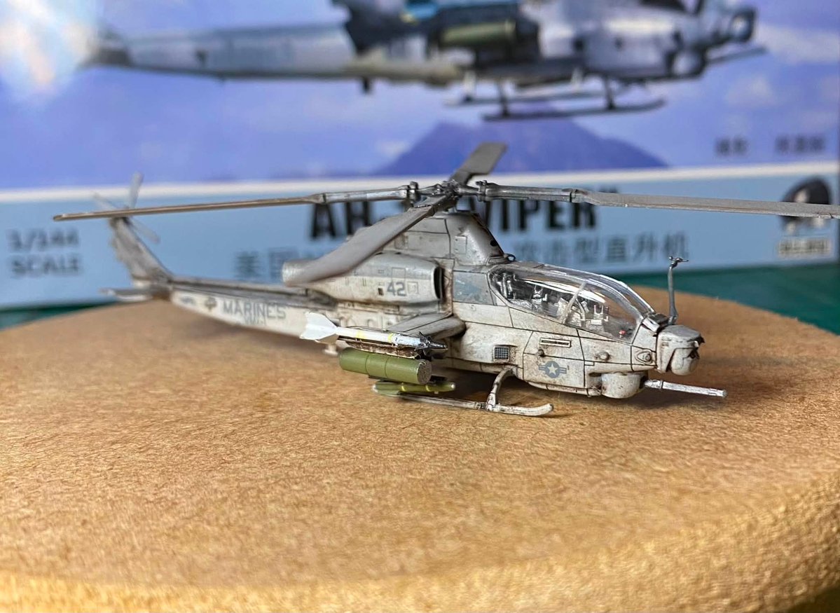 Warhead_Model's tweet photo. #144scale Martin Lennen’s AH-1Z Viper👏
https://t.co/RoRCN0dp0t

#warheadstudio #scalemodel #plasticmodel #ah1z #helicopter https://t.co/VXQSCHQry5