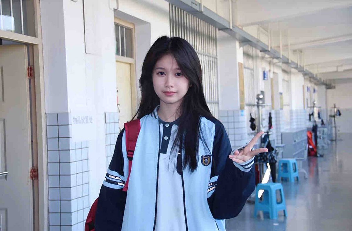 Bai5560's tweet photo. 新人刚玩X~

想发点照片  有人锐评女大福照吗

直接给不墨迹  没有🚪 https://t.co/ms7pGoTeuh