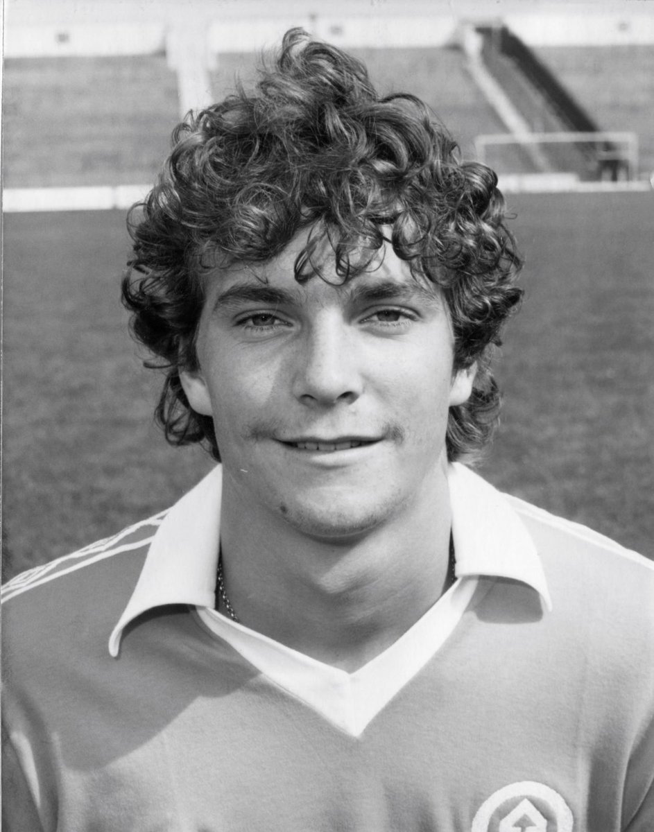 BFC_ExPlayers's tweet photo. Happy 65th Birthday today to former Pool full-back & top fella .... Mark Davies @RPDFighter
Hope you have a great day Mark !
ππππ»β½οΈππ₯πͺ
#Dav
#TopMan
#ToughCompetitor
#LovedATackle https://t.co/1vu2ImbisH
