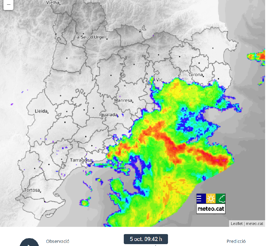 transit's tweet photo. ⛈️ La #pluja torrencial que cau ara està afectant la mobilitat

ℹ️ Des de l’#SCT us demanem que limiteu els desplaçaments i que, si heu d’agafar el vehicle o esteu circulant, extremeu la prudència, reduïu la velocitat i augmenteu la distància de seguretat

 📷 @meteocat https://t.co/hxgnFR0hJk