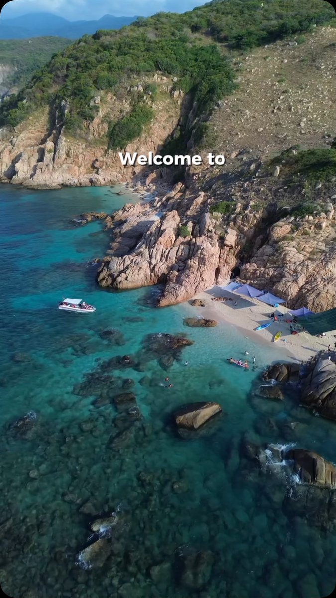 yankocf2011's tweet photo. Save Phu Quoc for your Vietnam vacation. Enjoy turquoise water, white-sand beaches, island hopping, Sao Beach, Rach Vem, Hon Thom Cable Car, and Sunset Town. Pro tip: start early for calmer seas and fewer crowds. https://t.co/ZPu7s2Zl9q