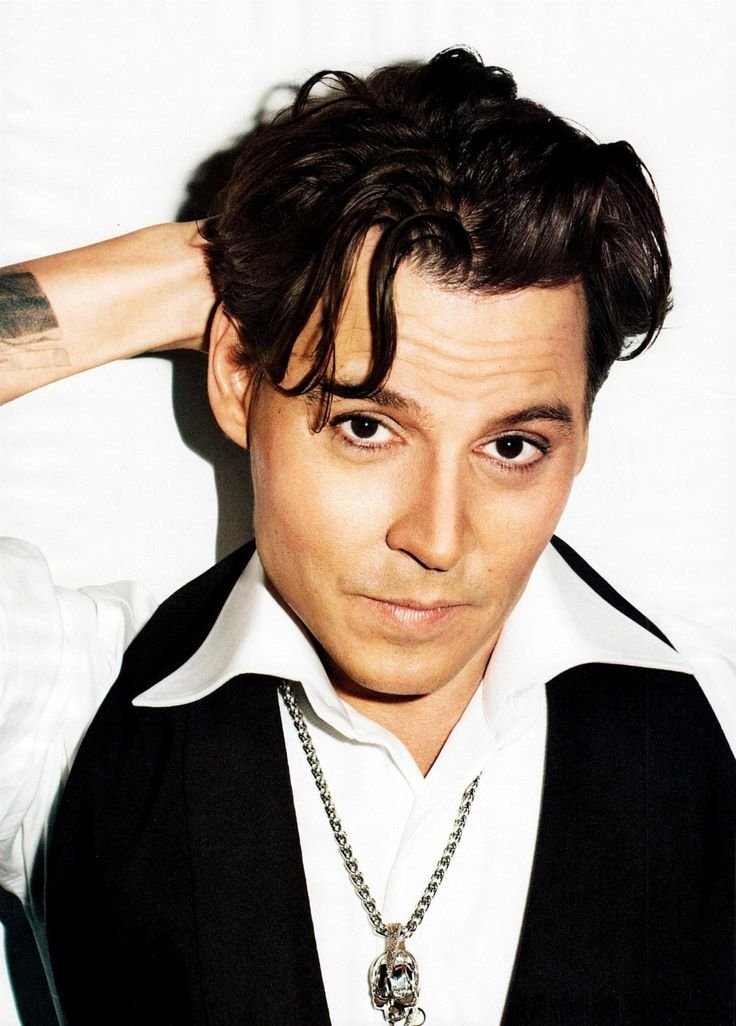 xJohnnyDepp_'s tweet photo. Acting forces me to constantly observe humanity, but ironically my actual inner circle has gotten pretty small lately so I’m putting a line out for some new people who are down for some endless conversations. The name is Johnny Depp, please come forth if you’d like to be one https://t.co/VsMQA6iKpz