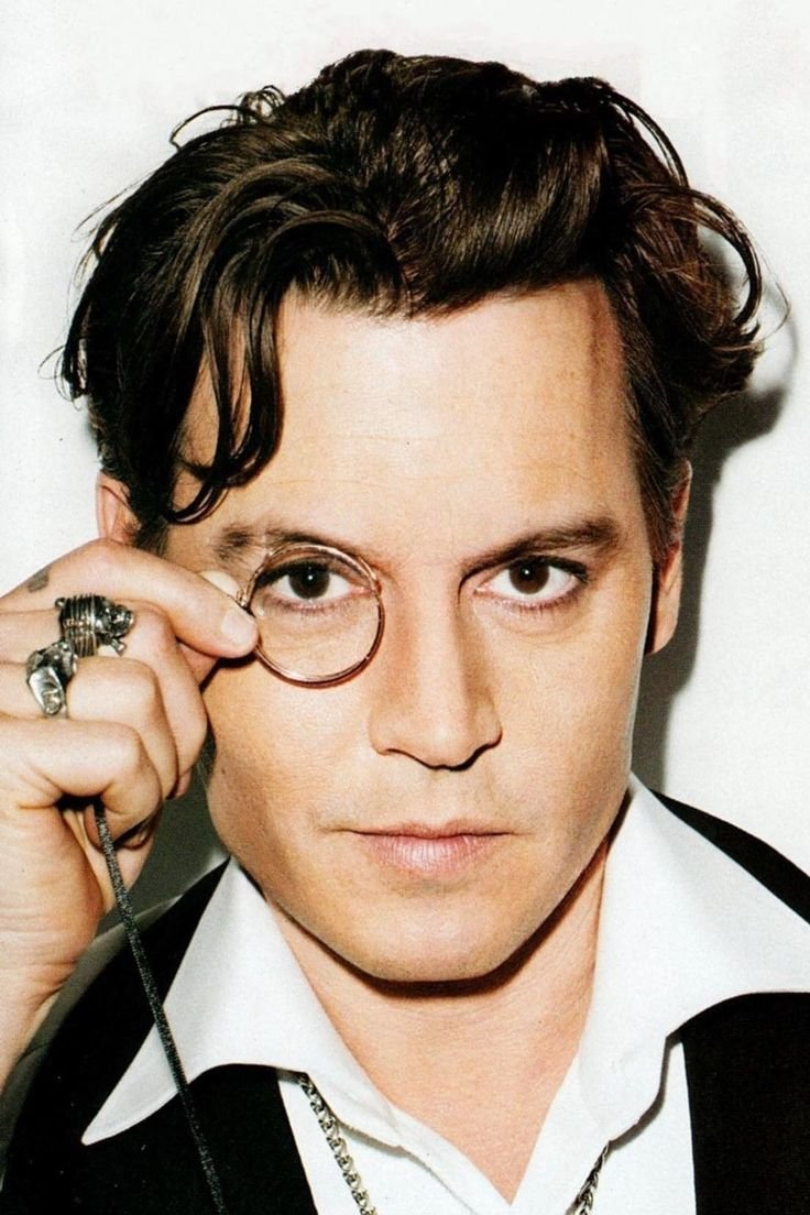 xJohnnyDepp_'s tweet photo. Acting forces me to constantly observe humanity, but ironically my actual inner circle has gotten pretty small lately so I’m putting a line out for some new people who are down for some endless conversations. The name is Johnny Depp, please come forth if you’d like to be one https://t.co/VsMQA6iKpz