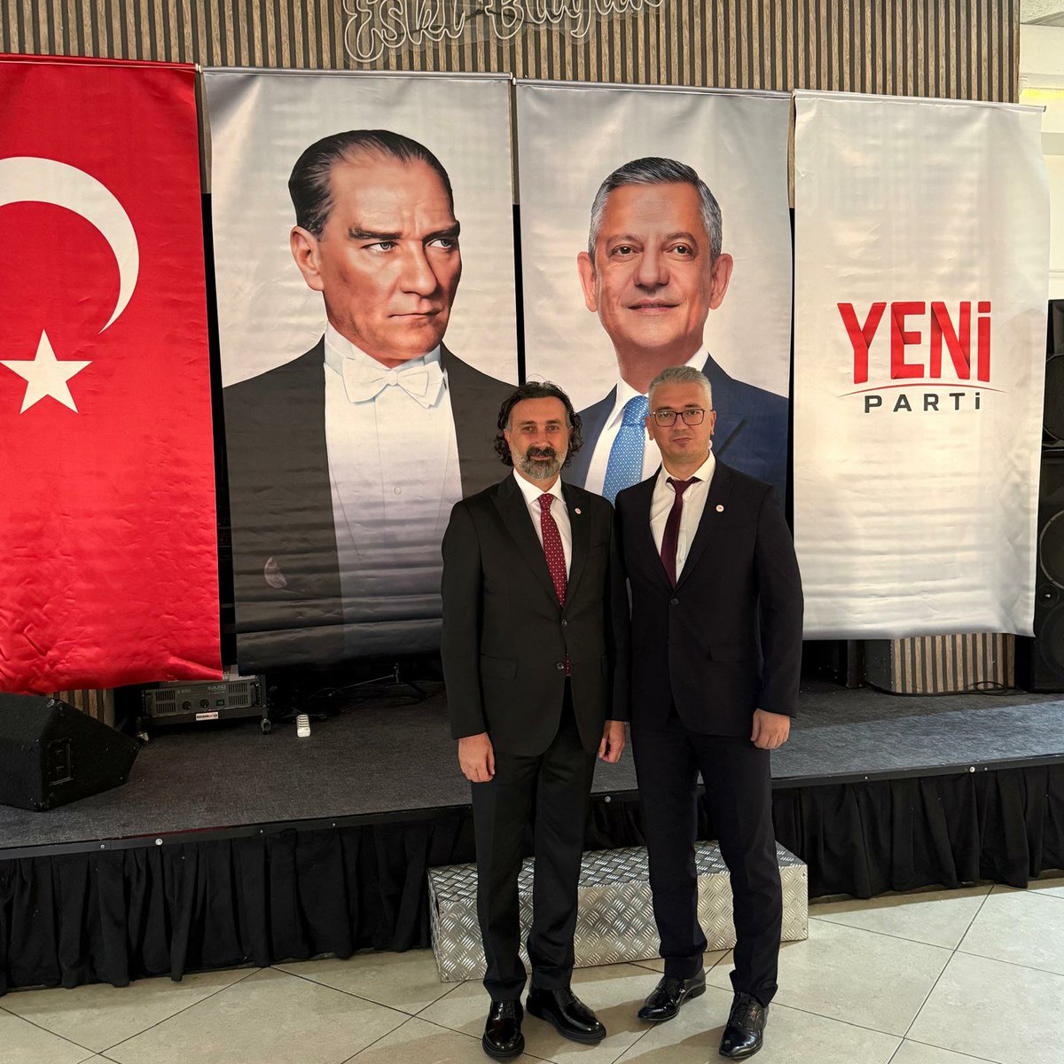 Tunc_Demirbas67's tweet photo. Yeni Parti #KDZEreğli İlçe Kongremizde Yönetim Kurulu Üyesi olarak seçildim.
Bu onurlu görevi layık gören İlçe Başkanımız Sn. Kaan BOY başta olmak üzere tüm teşkilatımıza teşekkür ederim.
İlçemiz için ortak akılla, ilk günkü heyecanla çalışmaya hazırım.
#YeniParti
#siyaset https://t.co/osxDXeulnT