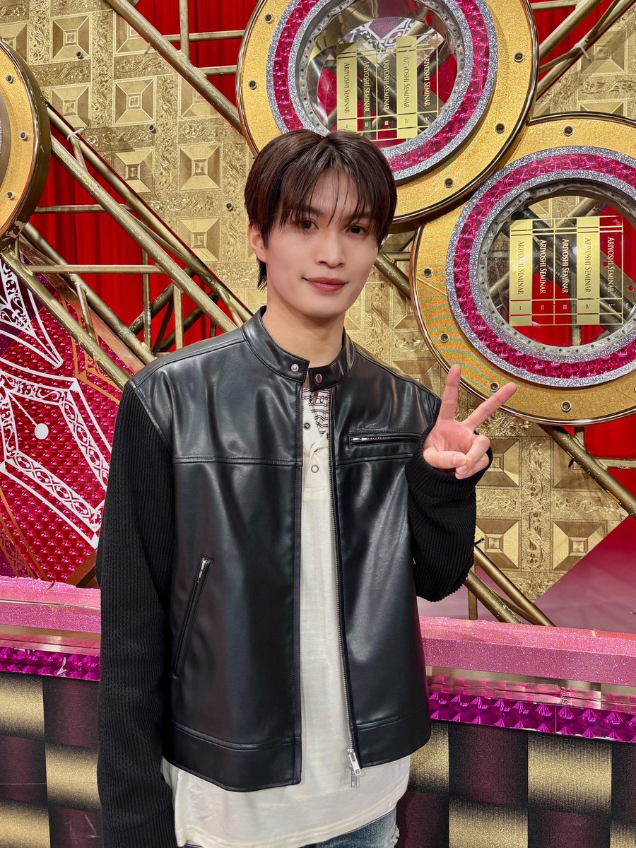 jr_official_X's tweet photo. 今日19:00から放送の
『 #有吉ゼミ 』に #ACEes より
#那須雄登 が出演します👦🏻✌🏻

牧場で夏祭りを開催🐴🌻
来場者数は目標突破できるのか💭

お見逃しなく💙 https://t.co/SfFoYTAh2K