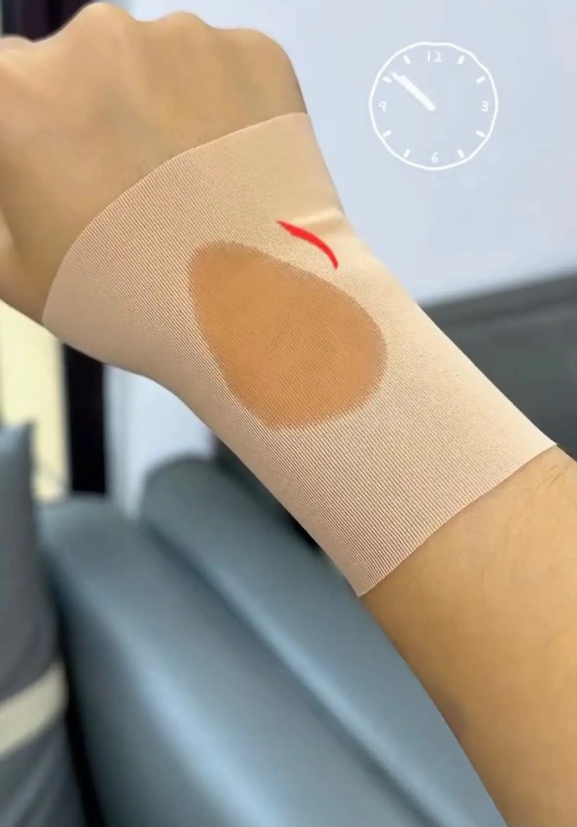 outfitkyut's tweet photo. DEAR MBAK APOTEKER, REKOMENDASI KAMU BENER-BENER BIKIN AKU NYESEL 😭
Bukan nyesel beli…
nyesel kenapa nggak coba dari dulu 😭🙏🏻
Baru sekali dipakai sebelum tidur, bangun pagi tangan udah berasa lebih enak 🥹✨ https://t.co/COQURuZsBK