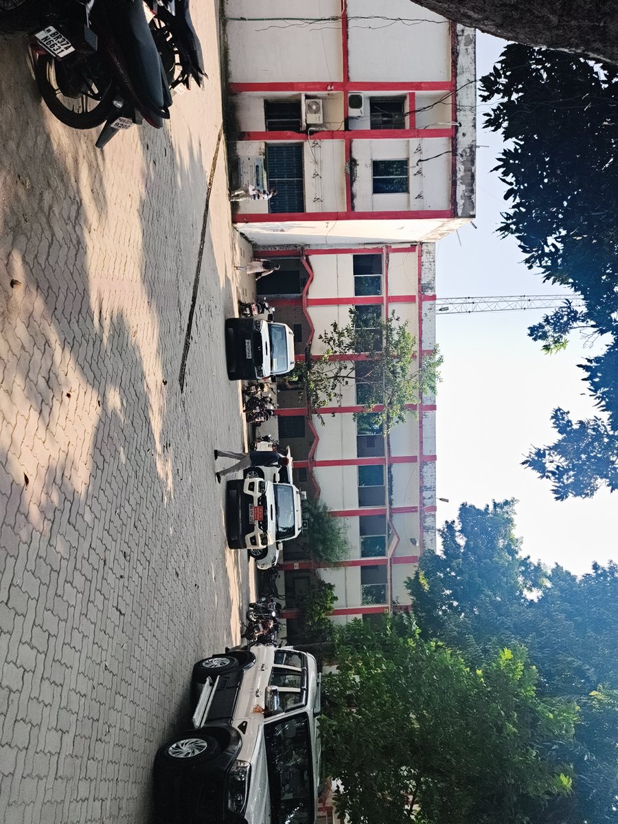 OfficialSuperS8's tweet photo. Today I have come to the DM office for some work. That work is that the road to our Ishar is not being constructed. https://t.co/RCtGsf8Vrf