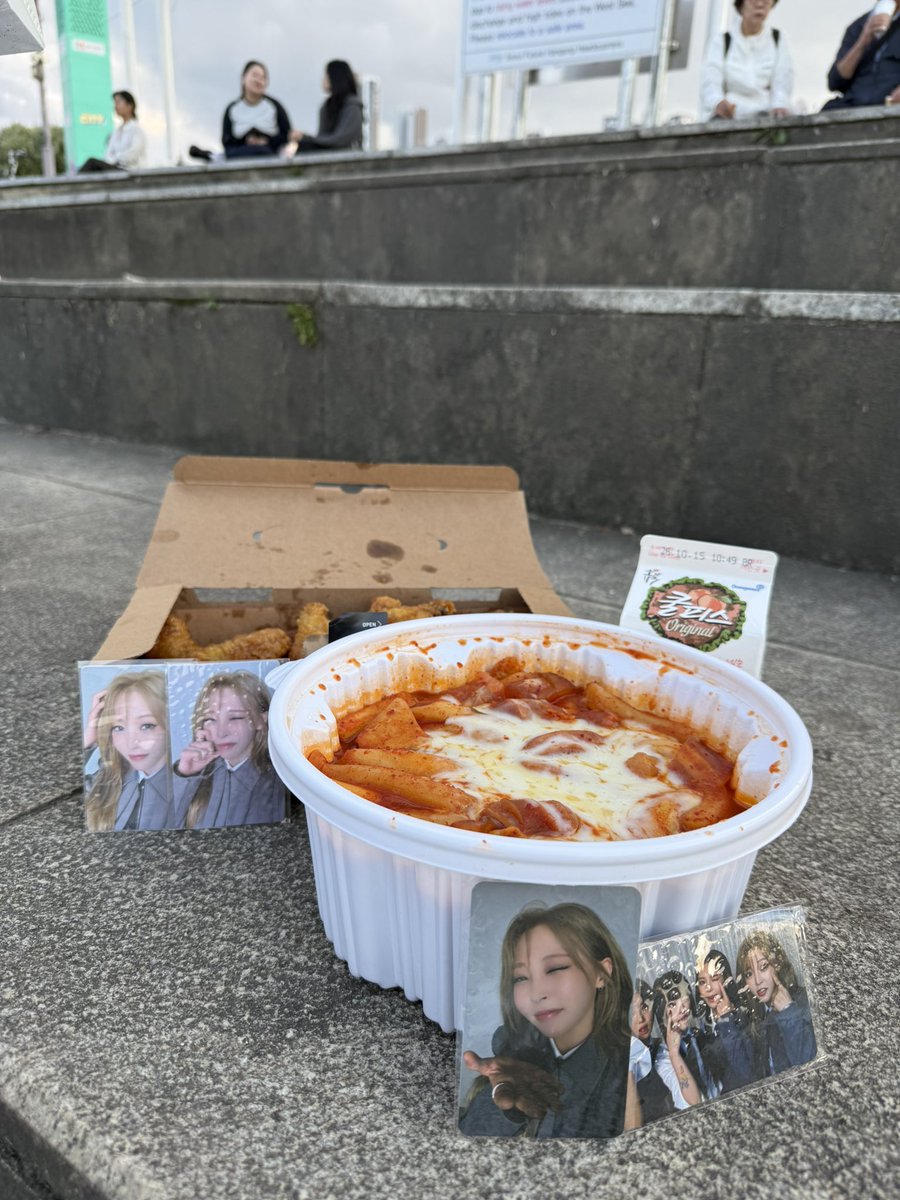 10v2vr's tweet photo. 🍚 https://t.co/JgzR2HBTjN