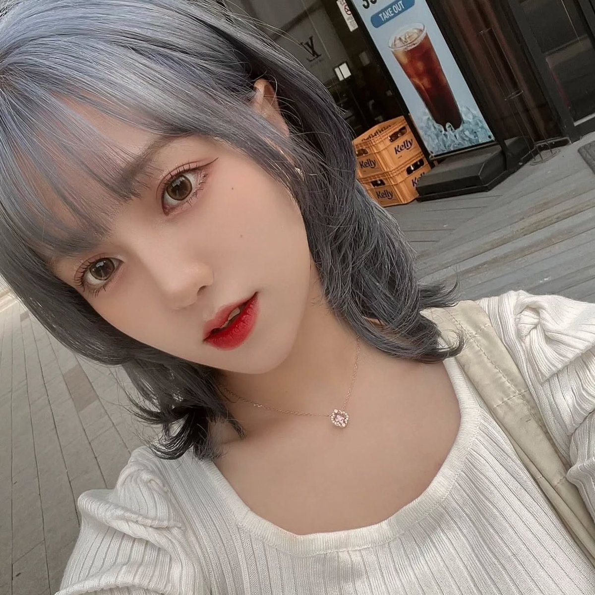 ThaiiMalater's tweet photo. 애쉬 베이스에 블루와 퍼플을 더한, 오묘하고 매력적인 염색 컬러. https://t.co/rJHu1xfV1B