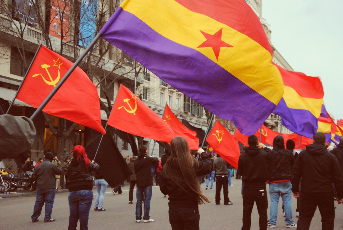 JaviSantamarta's tweet photo. «Los españoles tenéis que decidir qué papel queréis jugar: si deseáis esa ola ultraderechista que involucione o si queréis seguir avanzando»

Pedro Sánchez 

#EleccionesGenerales https://t.co/Itzz2ZOlS9