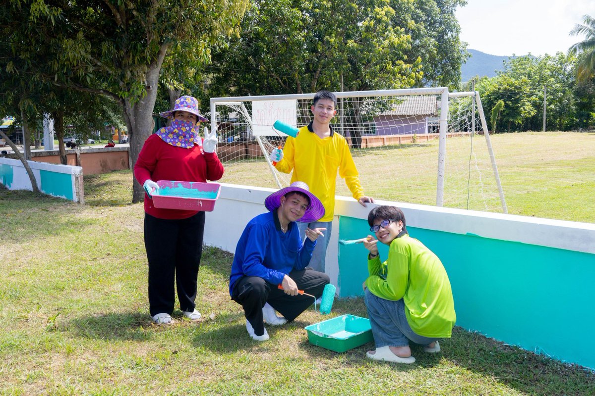 Pxrthz_'s tweet photo. พาวเวอร์เรนเจ้อ มาทำจิตอาสาให้น้องๆโรงเรียนสินแร่สยาม เป็นประการณ์ที่ดีมากเลยคับ สนุกสุดๆ
#สินแร่สยาม #ราชบุรี #จิตอาสา https://t.co/0Xhi2lS1Aa