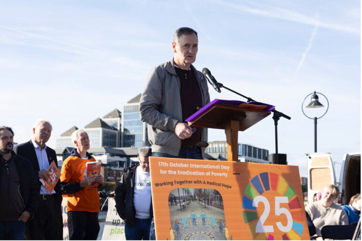 EAPNIreland's tweet photo. 🤝 The person at the edge can be the activist at the heart of change. Those who experience poverty know where systems fail. Their voices must shape solutions.
📍 Famine Stone, 11am, Oct 17.
#EndPoverty #EradicateExtremePoverty #UNPovertyDay @ATDIreland https://t.co/QwSMNx7b7e