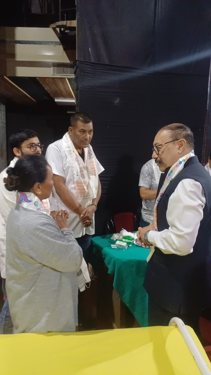 harshvshringla's tweet photo. 𝗦𝗲𝘃𝗮 𝗛𝗶 𝗦𝗮𝗻𝗸𝗮𝗹𝗽

Few acts of kindness are as powerful as giving a part of yourself to save another life. ❤️🩸

Inspired by Hon’ble Prime Minister Shri @narendramodi Ji’s spirit of seva, the blood donation camp at Bhanu Bhawan, Darjeeling, witnessed an inspiring turnout of people coming forward to donate blood and make a difference.

My gratitude to the medical team and every donor whose generosity turned seva into a lifeline.

@PMOIndia @AmitShah @NitinNabin @BJP4India @BJP4Bengal @BJPCentralMedia @Rajyasabhasectt 

#ModiAt25 #SevaHiSankalp #BloodDonation #DonateBloodSaveLives