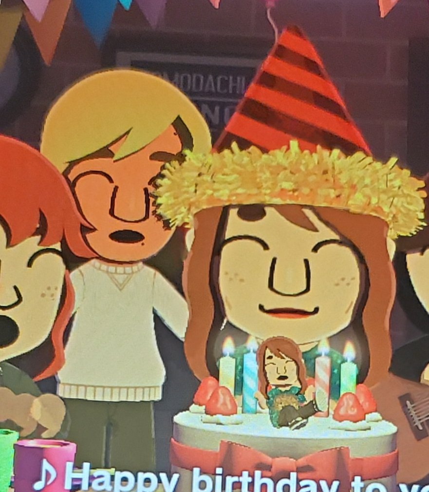 Gleebo6967's tweet photo. Paige and Cameron are super moe though right right guyz https://t.co/j7TQYNoRZv