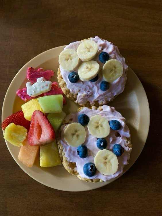 yyyomaaa's tweet photo. I just received breakfast from ziggy91 via Throne. Thank you! https://t.co/cX5oum4u7b #Wishlist #throne https://t.co/l0As8jnP87