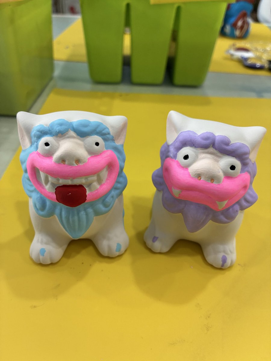sorashido486's tweet photo. ここで、母が作った呪いのシーサーをどうぞ！（3枚目）笑いが止まらんかった！
1枚目わたし、2枚目むすめ、3枚目はは https://t.co/HD5t6hHQVf