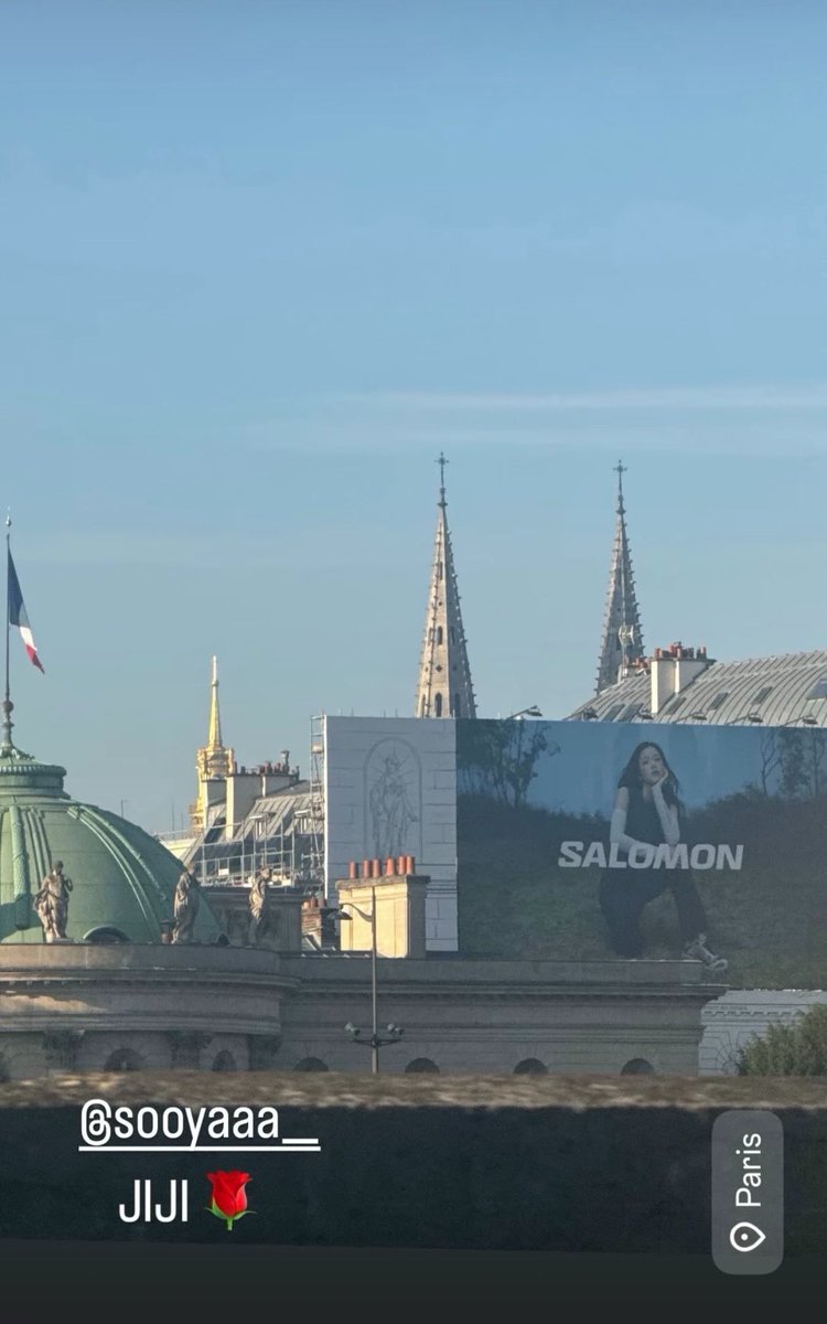 RaeKaeli's tweet photo. When Dior and Salomon collides!
JISOO’s Dior nail artist recently shared a story with JISOO’s huge billboard for SALOMON! 
Isn’t it just the cutest when the Paris Dior team calls JISOO JIJI? 🥹🤍✨ 
Paris looks better when JIJI is in town. 🤍✨ https://t.co/hXH2SxzTDz