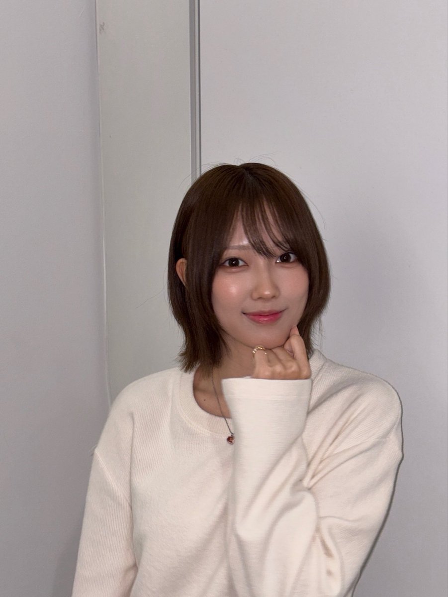 hinatazaka46's tweet photo. 【ブログ更新☀️ 清水理央】また明日ね
https://t.co/doE8DdnAkZ #日向坂46 #清水理央 https://t.co/Hu7qxGKQXy