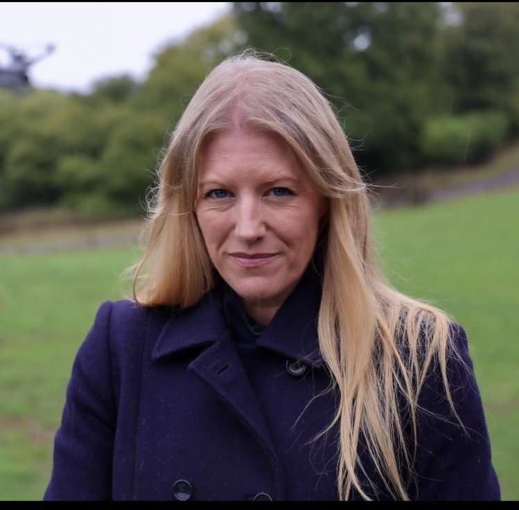 glachlan's tweet photo. @PatrickChristys This is Donna Jones, Conservative PCC for Hampshire. Her own website says: She is the link between the police and communities;
she translates legitimate demands of the public into action;
she sets the policing strategy.
What has she said? I can find nothing. https://t.co/8h62jyKVPA