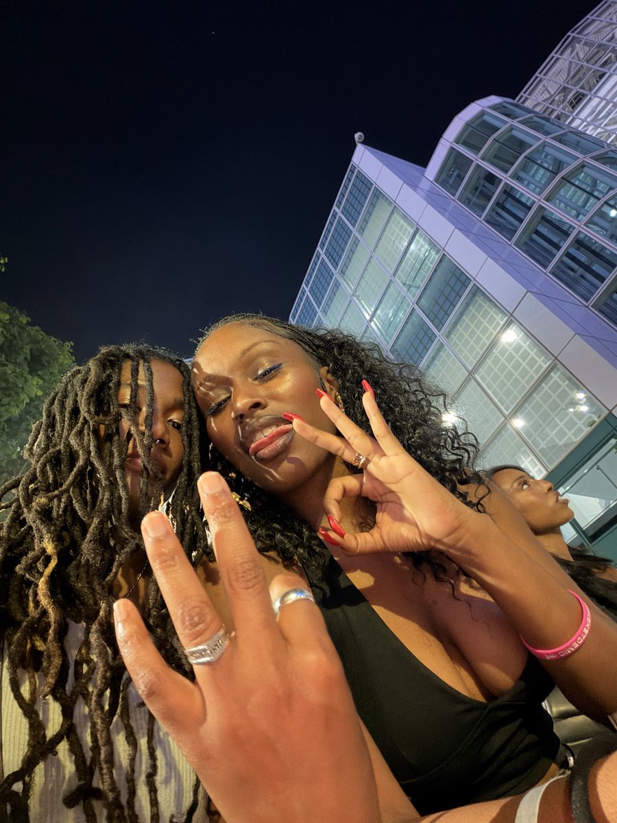 regius4k's tweet photo. @Complex day 2 https://t.co/UsL7LSVO5j